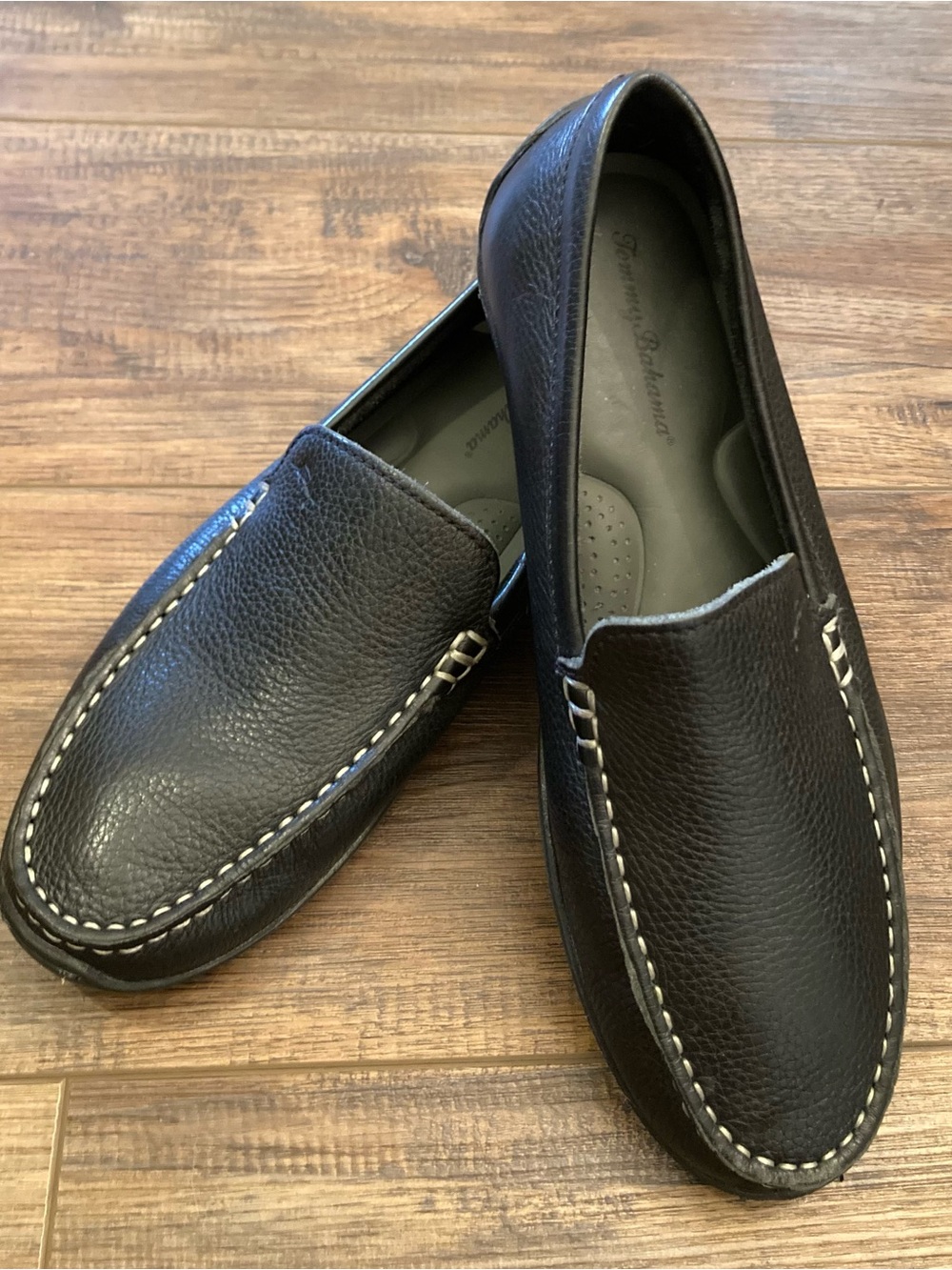 Tommy Bahama Men’s Orion Leather Slip-On Driving Shoes